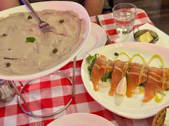 烟熏三文鱼芝麻叶-Bella Napoli(南汇路店)