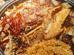 -吞鱼兽麻辣烤鱼(万达店)