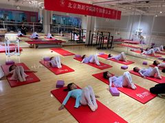 -炫艺舞蹈培训中心(枫尚奥特莱斯店)