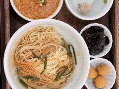 蟹粉黄金捞面-蟹上黄·蟹黄面·江南糖水(人民广场店)