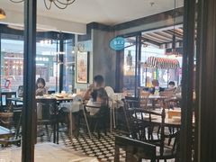 大堂-前海沿·青岛菜(李沧万达店)