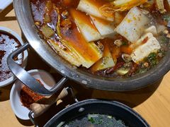 -大众跷脚牛肉馆·非遗传承单位(峨眉山店)
