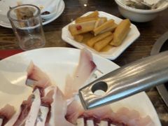 -正能量脆肉鲩火锅