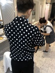 -PE SALON 