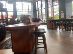 -星巴克(西安曲江银泰店)