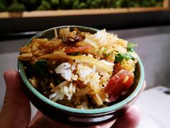 广式腊味煲仔饭-狐狸爱上椰子鸡(滨江星光大道店)