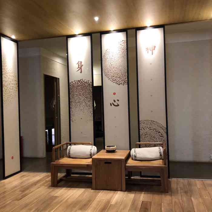 常乐推拿(金楠天街第67分店)-"环境:从天街后面过去的,结果刚好离店很