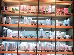 -星巴克臻选(周浦万达店)