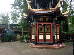 -峨眉山报国寺