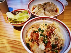 -八二小区抄手(龙湖上城天街店)