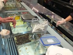 -VENCHI 闻绮(上海佛罗伦萨小镇店)