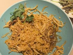 -八府香鸭·啫啫煲(华山路店)