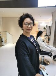 -苑苑发型设计