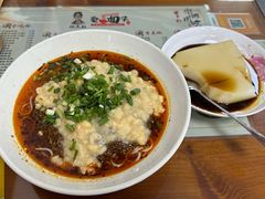 -杨大叔爱面子·四川小吃(岗头店)