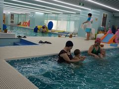 -小小王国亲子游泳俱乐部(锦辉中心)