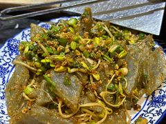 凉粉皮-宏宏无烟石板烧烤