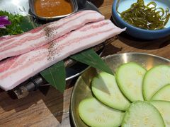 -明洞阿姨·韩式酱蟹烤肉·创意料理(三元桥店)