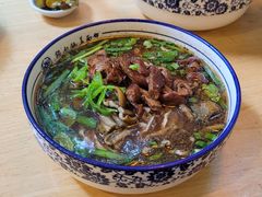 -镇南锅盖面馆(解放路店)