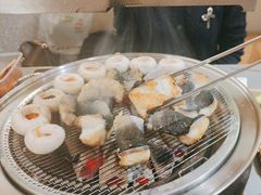 -围炉肉舍丹东海鲜烤肉·烤活鳗(步行街店)