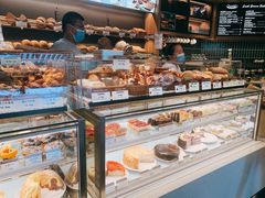 面包甜点陈列柜-德南面包房(尚都店)
