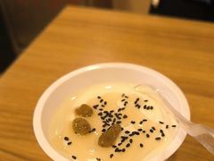 自制蜂蜜老酸奶-西部马华清真兰州牛肉面·烧烤夜市(关东店)