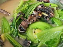 -辉记虾塘海鲜农庄