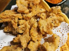 -老牌坊云南鱼豆花火锅(哈西万达店)