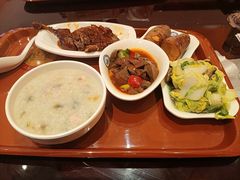 -白金汉爵大酒店-24小时餐厅