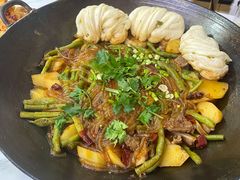 -洪姐川菜东北菜铁锅炖(天生丽街店)