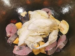 -小火炕铁锅炖鱼
