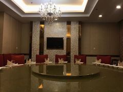 包厢-东豪园林海鲜酒家(南港路辅路店)