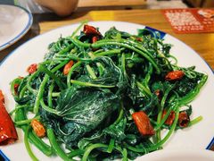 -二孃鸡爪爪(东风路总店)