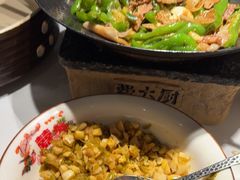 -费大厨辣椒炒肉(高铁吾悦广场店)