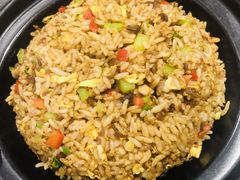 老昆明砂锅三剁饭-滇越乘象云南餐厅(次渠店)