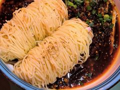 -郭婆婆疯子鸡·土货江湖菜馆