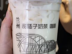 -甜胚子奶茶(西关店)