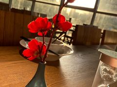 -蜜桃餐厅·伴山(湖滨商业街店)