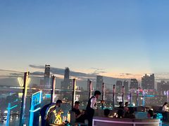 -VENU+海景酒廊