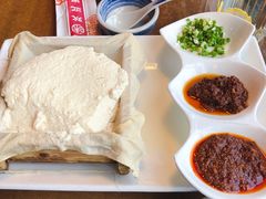 -95号酱骨·一块豆腐(展春园西路店)