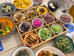 -轻蔬不用等·素食(江苏路店)