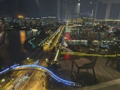 -荣誉国际酒店-云顶旋转餐厅