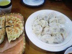 -鹤乡东北菜(崮山路店)