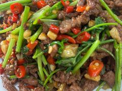 -湖南人家湘菜馆(镇江路店)