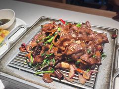 -聚友斋(陶瓷琉璃馆水晶街店)