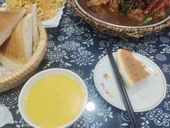 -八两八金·莱芜特色炒鸡(市南漳浦路店)
