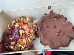 -HOT CRUSH趁热集合·现烤面包(环球港店)