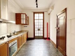 -常熟路(地铁站)