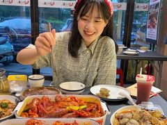 -聚汇三少·龙虾·中餐厅(莫邪路新天地店)