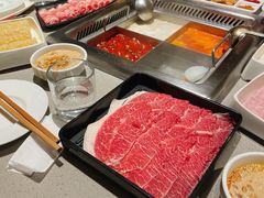 -海底捞火锅鲜切牛肉主题店(长寿路店)