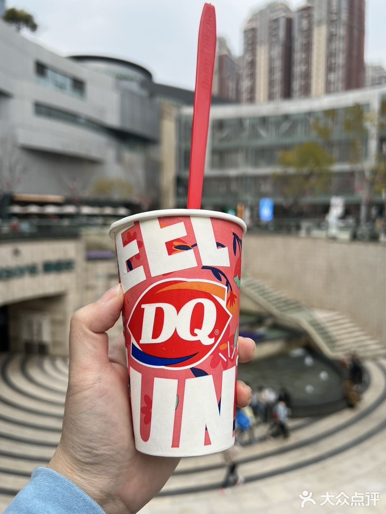 DQ爱宠周边冲啦！随身携带出门遛狗再也不怕狗狗渴了